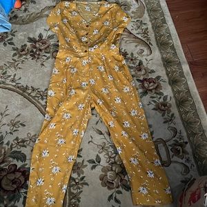 Yellow floral jumpsuit with pockets